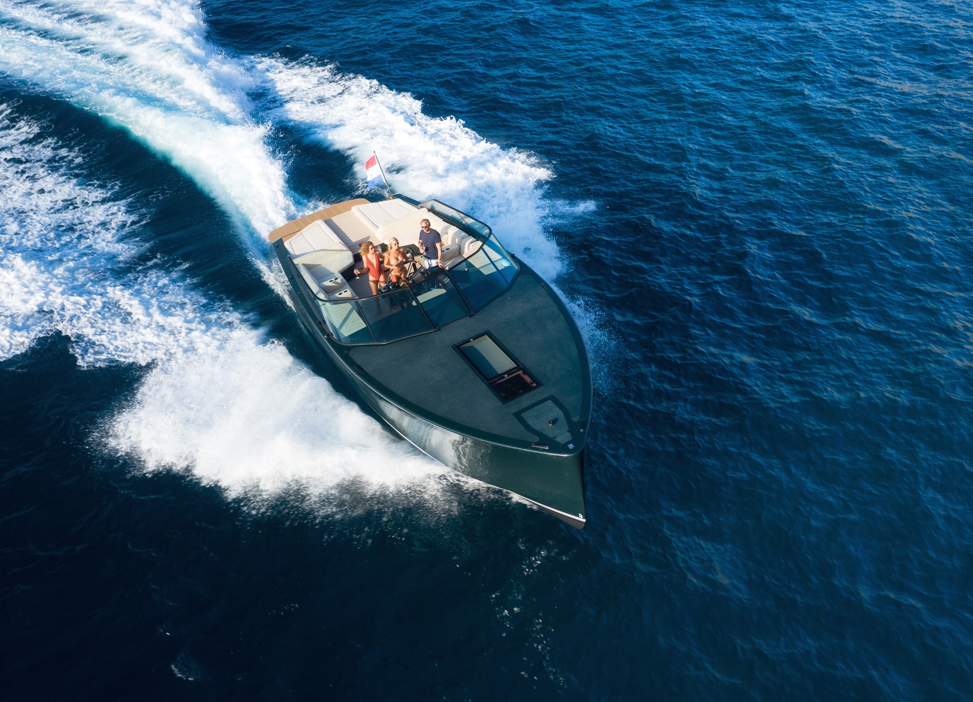 Waterdream and YachtCreators announce USA debut of the California 52 XT