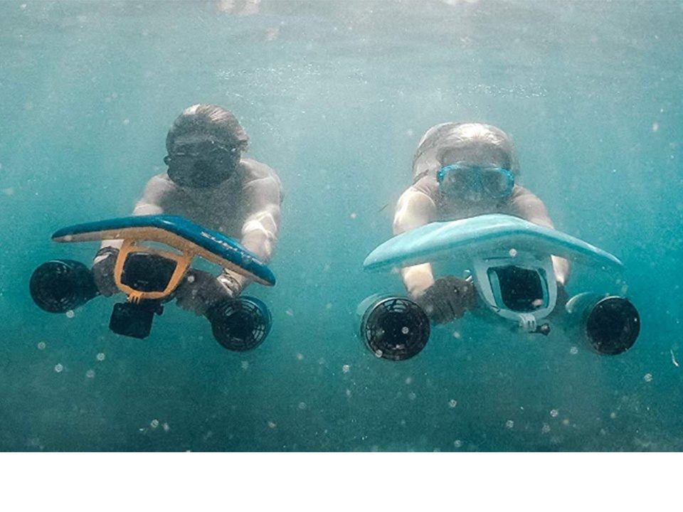 WhiteShark Mix Underwater Scooter - Photo: www.amazon.com