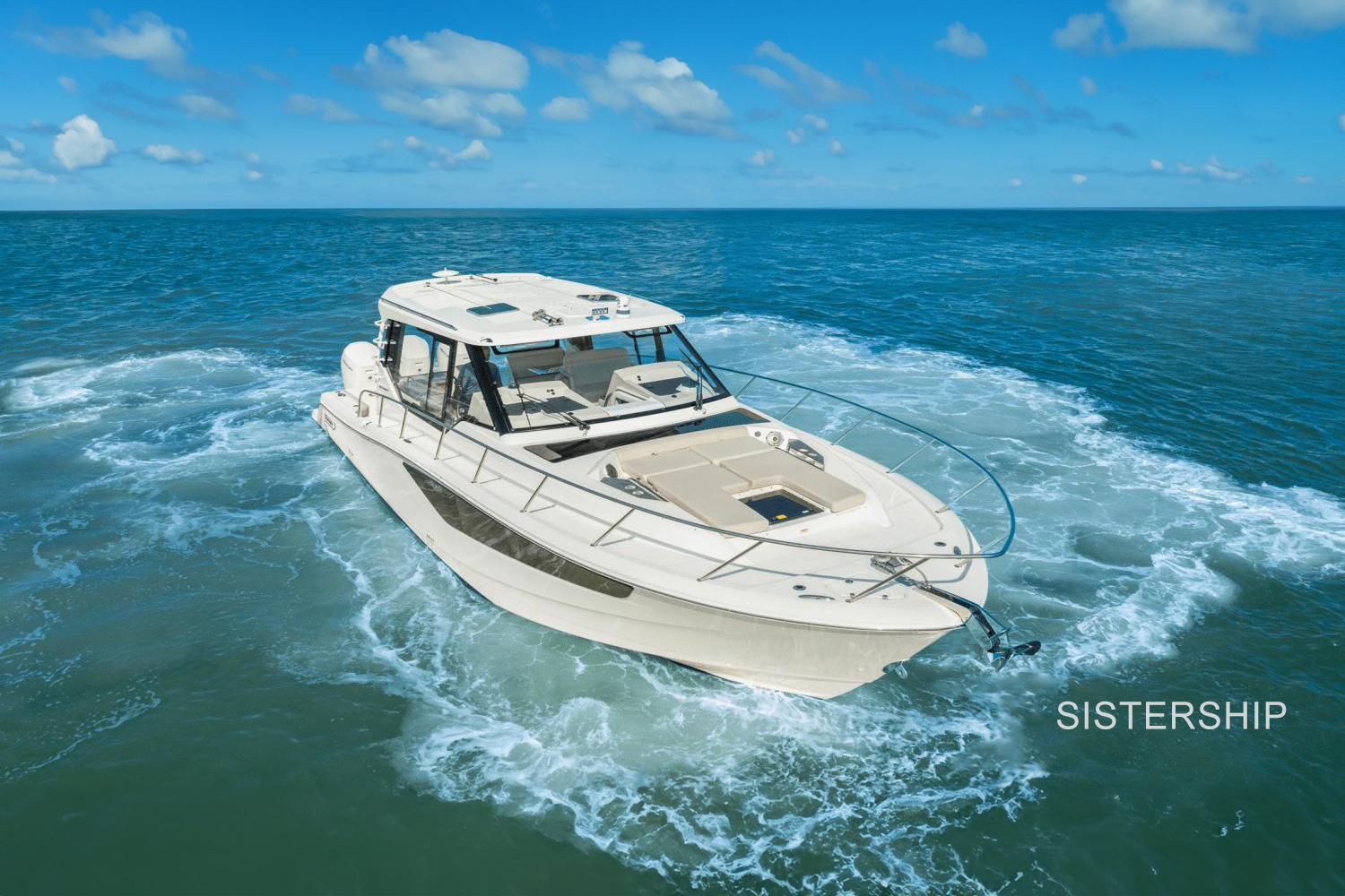 Boston-Whaler-405_ext01
