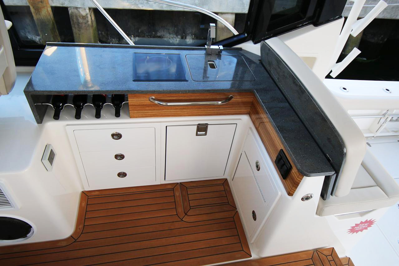 Boston-Whaler-405_ext08