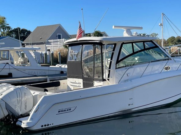 BostonWhaler345_ext05