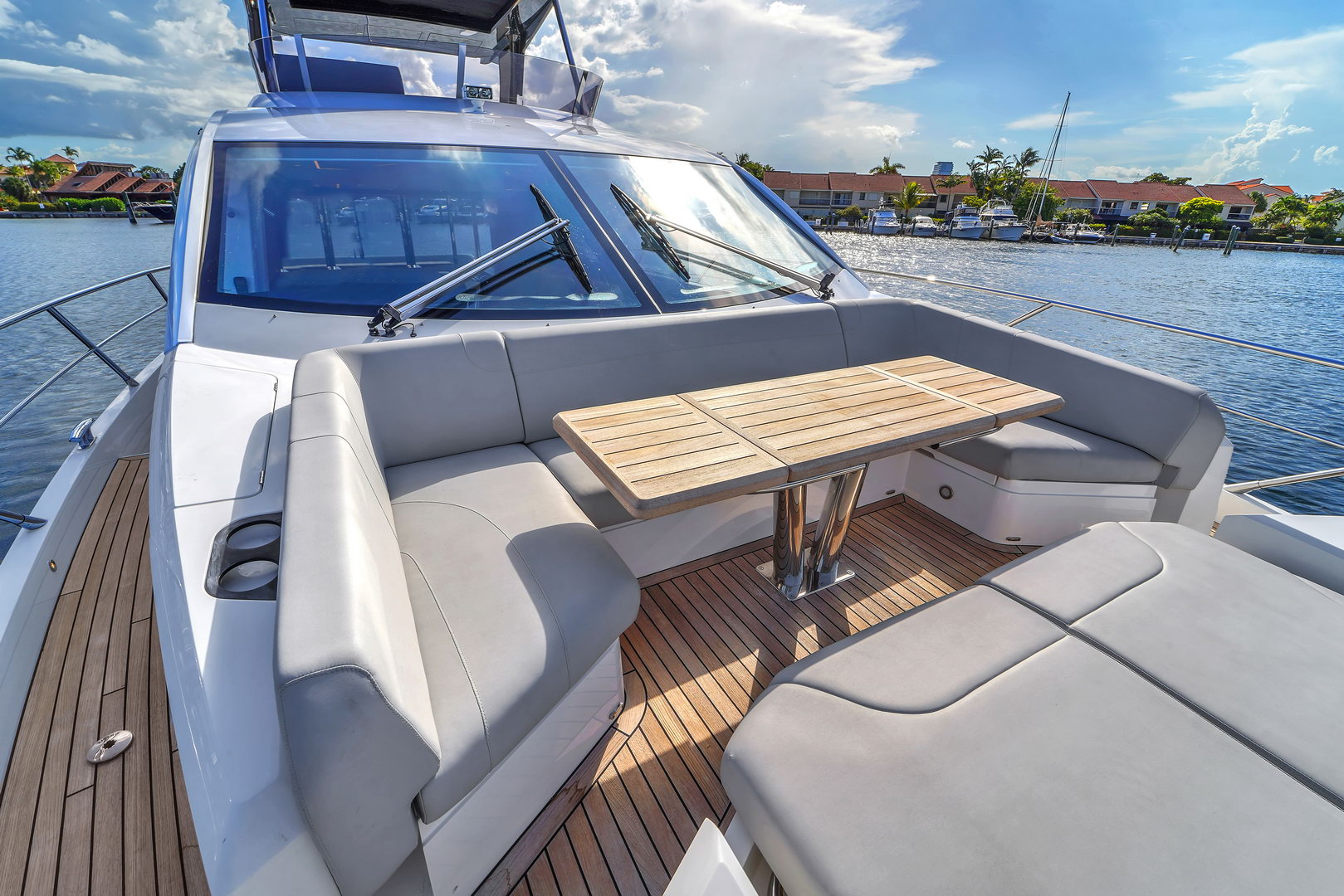 Sunseeker-Manhattan68_ext18