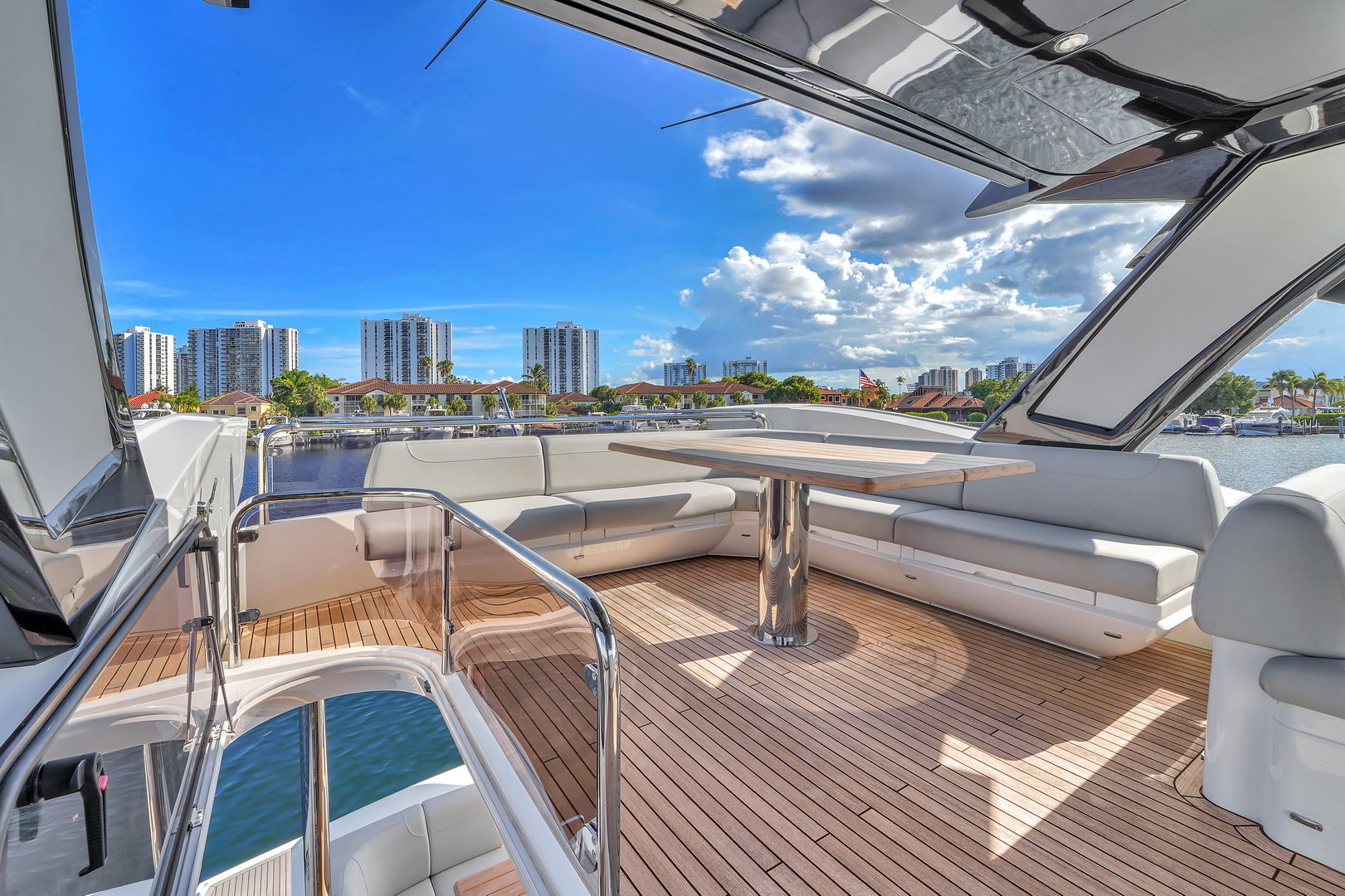 Sunseeker-Manhattan68_ext34