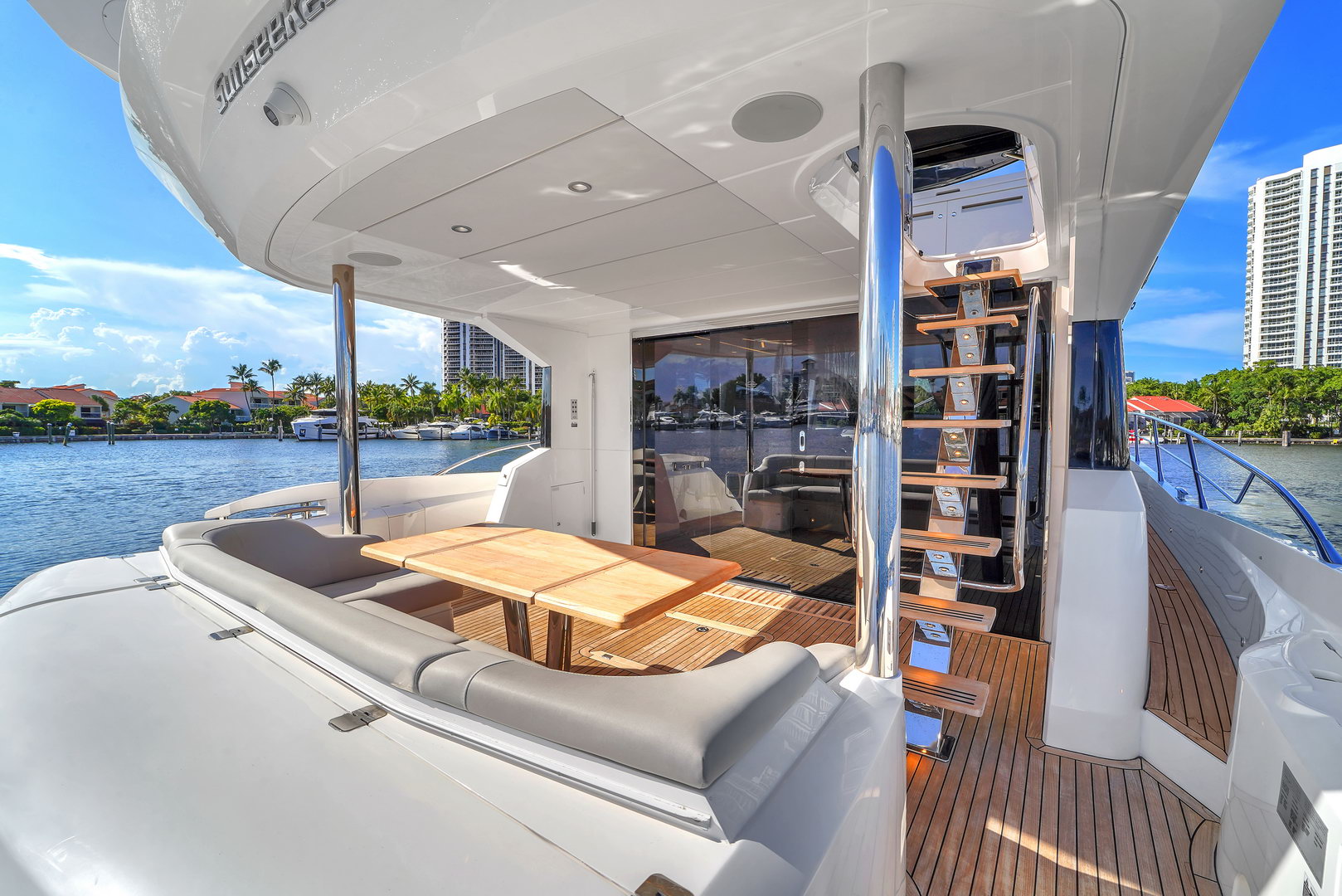 Sunseeker-Manhattan68_ext39